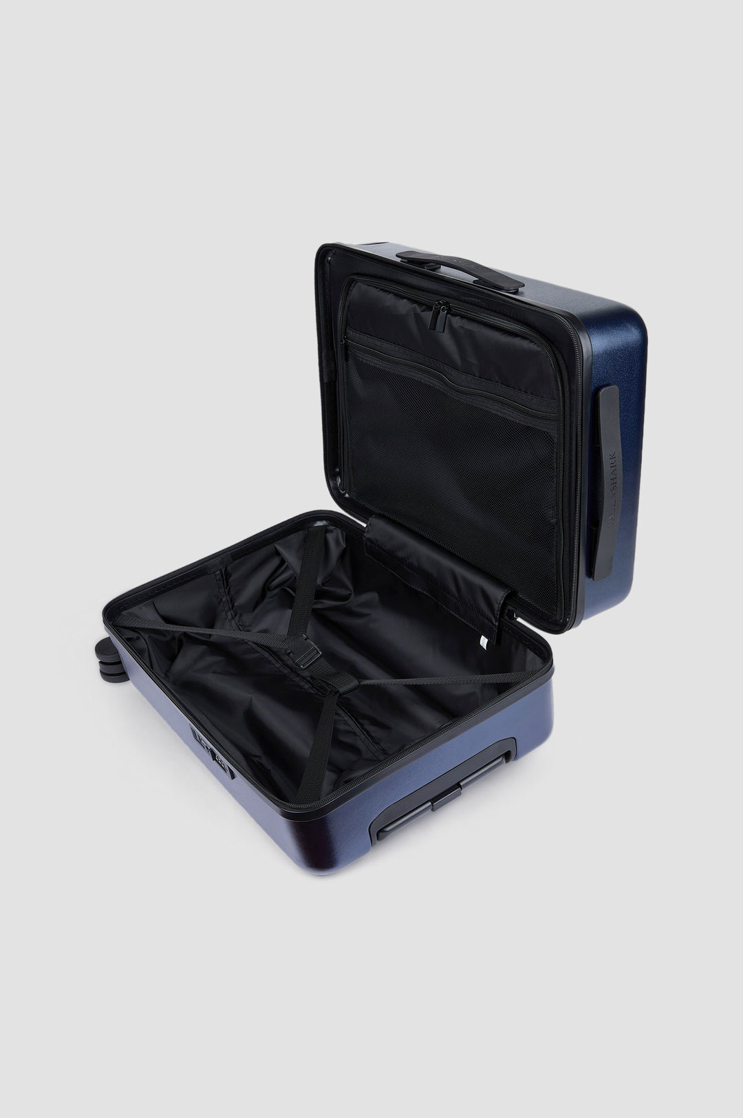 Paul & Shark Travelling Fin Trolley | Navy
