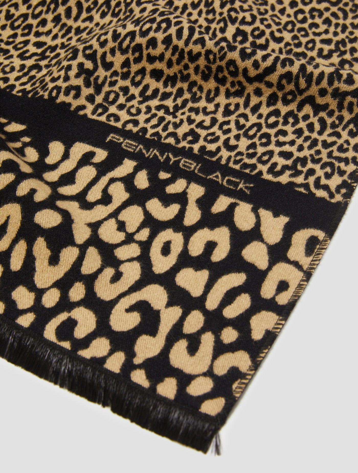 PennyBlack Fagiani Stole | Camel